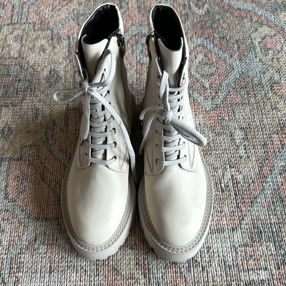 La Canadienne Yasmine Platform Waterproof Combat Boot - Picture 7 of 9